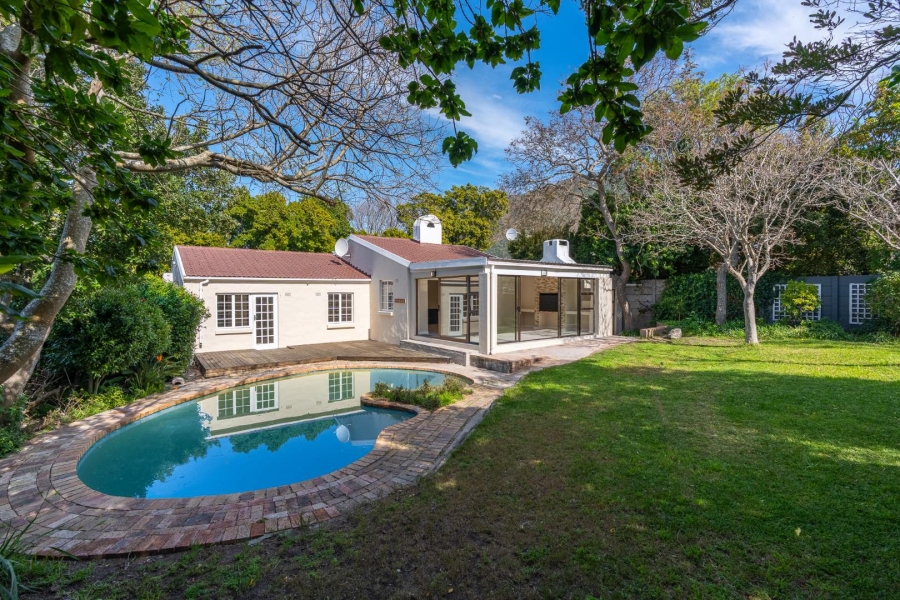 4 Bedroom Property for Sale in Hout Bay Western Cape